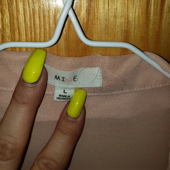 🌵Light Pink Sheer Top - Picture 2 of 2